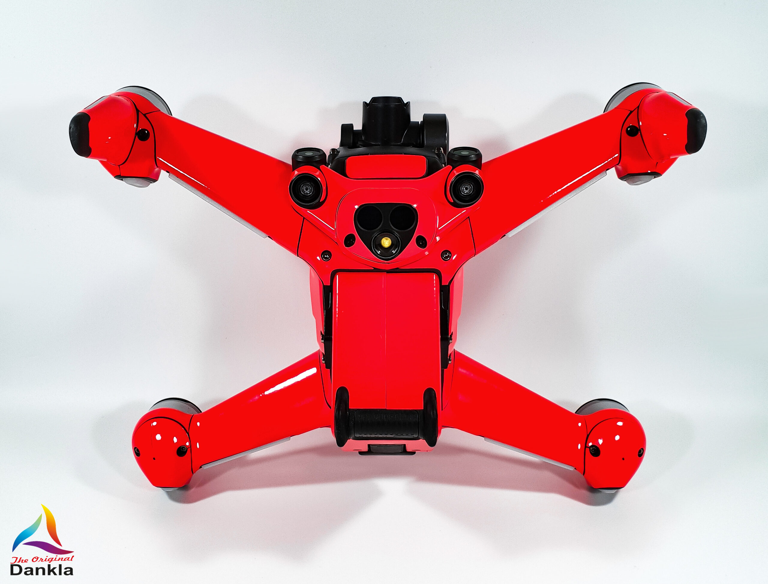 7.-DJI-FPV-Neon-Rot-unten-scaled-2.jpg
