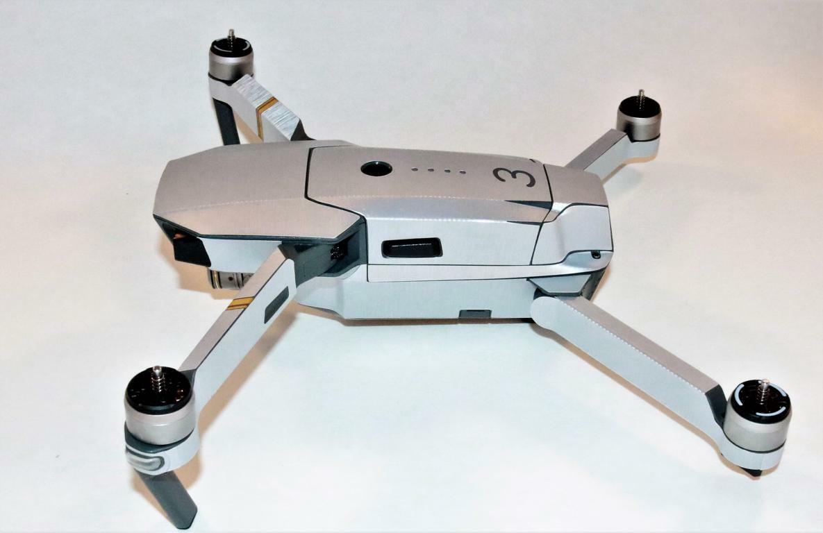 DJI-MAVIC-PRO-PLATINUM-SKIN-ALU-SILBER-GEB-3-5-Batterien-DrohneZubehoer-173587391226-6-1.jpg