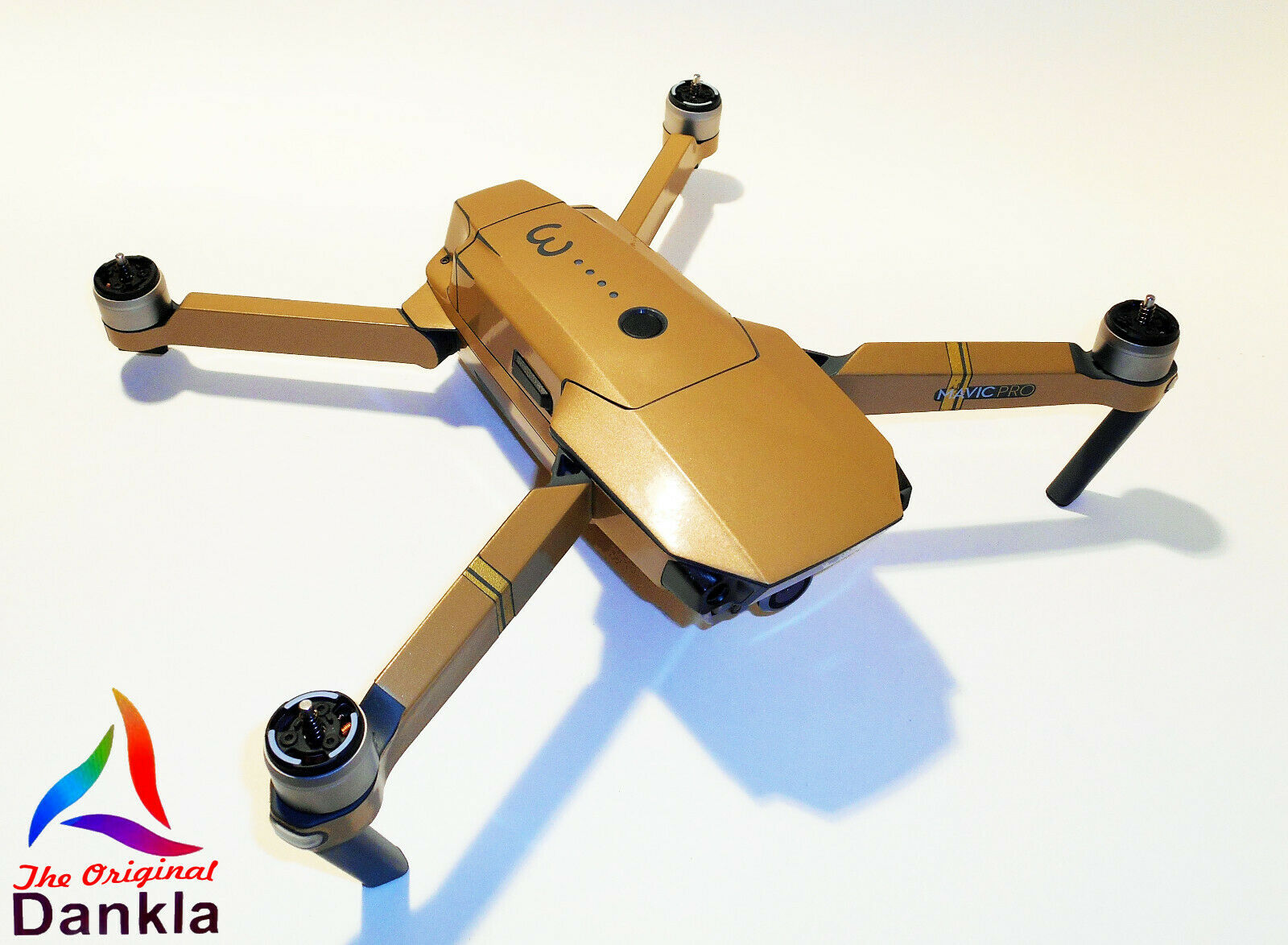 DJI-MAVIC-PRO-PLATINUM-SKIN-METALLIC-GOLD-3-5-Batterien-Drohne-Drone-173886646274-1.jpg