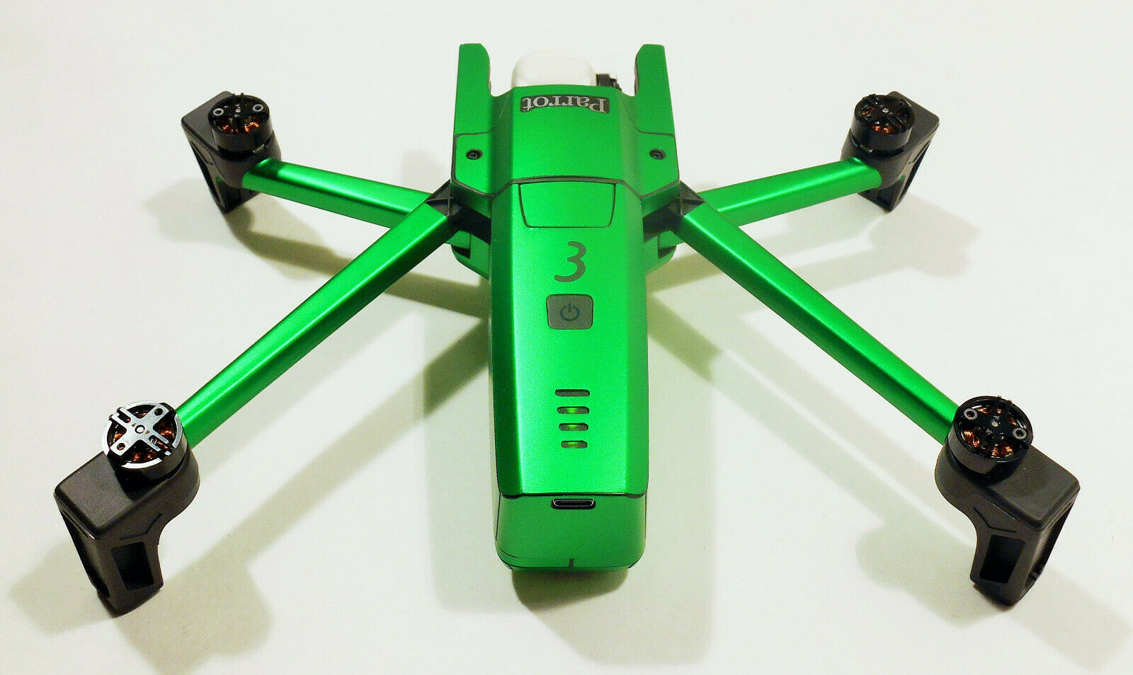 PARROT-ANAFI-SKIN-CHROM-GRUeN-3-5-Batterie-Drohne-Zubehoer-Folie-173586885669-5-1.jpg